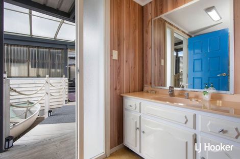 Photo of property in 12 Breaker's Crescent, Waihi Beach, 3611