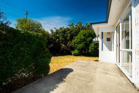 Photo of property in 17 De Lautour Road, Kaiti, Gisborne, 4010