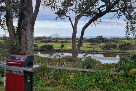 Photo of property in 92 Marsden Point Road, Ruakaka, 0116