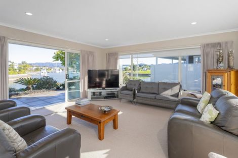 Photo of property in 19 Aquila Drive, Whitianga, 3510