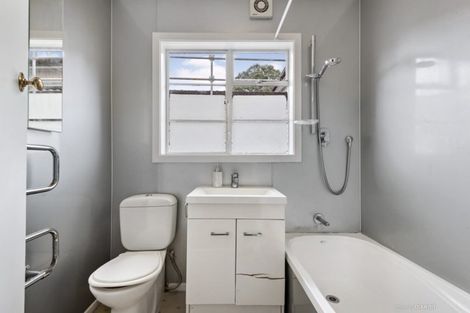 Photo of property in 13b Kim Street, Khandallah, Wellington, 6035