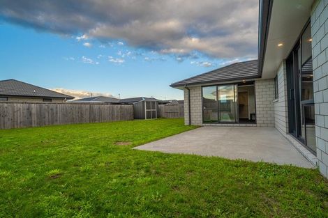 Photo of property in 18 Kimbrae Drive, Rototuna North, Hamilton, 3210