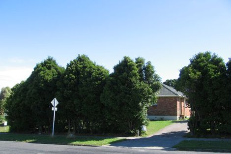 Photo of property in 26 Farringdon Street, Glen Innes, Auckland, 1072