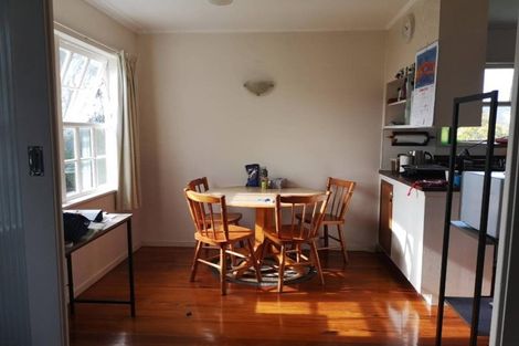 Photo of property in 20 Aotea Road, Glen Eden, Auckland, 0602