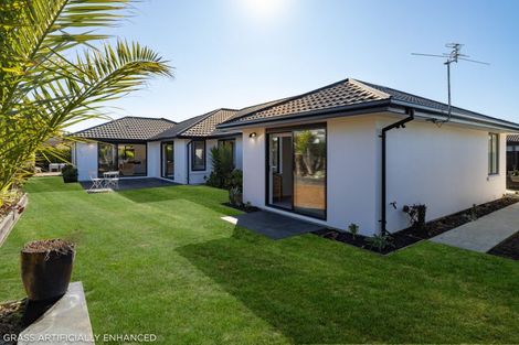 Photo of property in 4 Sandpiper Place, Waimairi Beach, Christchurch, 8083