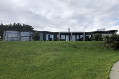 Photo of property in 191 Harakeke Road, Te Horo, Otaki, 5581