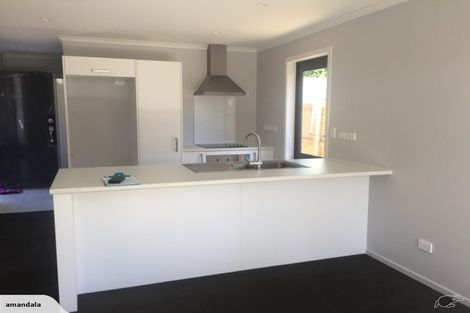 Photo of property in 2/23 Montgomery Crescent, Bader, Hamilton, 3206