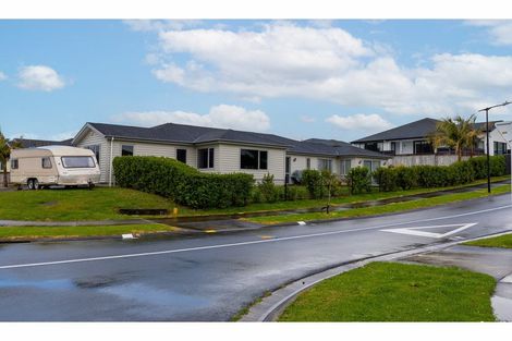 Photo of property in 6 Josh Road, Huapai, Kumeu, 0810