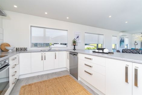 Photo of property in 4 Glendermid Close, Sawyers Bay, Port Chalmers, 9023