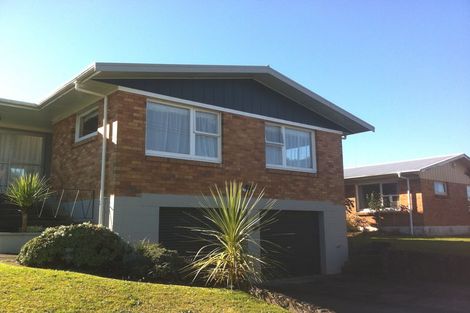 Photo of property in 2 De Vere Crescent, Chartwell, Hamilton, 3210