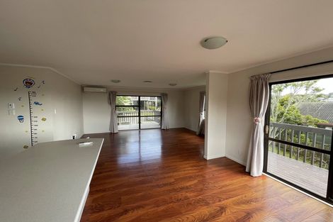 Photo of property in 3 Halder Place, Torbay, Auckland, 0632