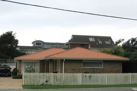 Photo of property in 31 Ocean Road, Paraparaumu Beach, Paraparaumu, 5032
