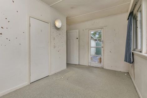 Photo of property in 692 Beach Road, Browns Bay, Auckland, 0630