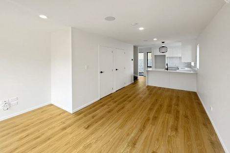 Photo of property in 3/2 Ayr Road, Pakuranga, Auckland, 2010