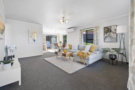 Photo of property in 2/40 Gills Avenue, Papakura, 2110