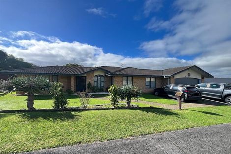 Photo of property in 5 Senator Drive, Manurewa, Auckland, 2105