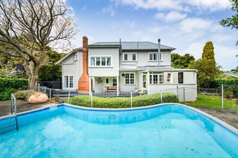Photo of property in 12 Kimbolton Road, Feilding, 4702