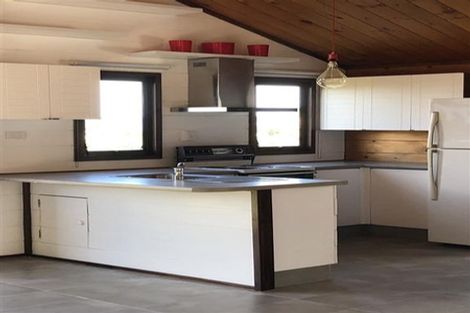 Photo of property in 2/124 Bucklands Beach Road, Bucklands Beach, Auckland, 2012