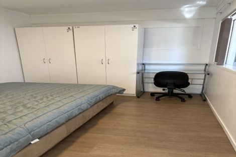 Photo of property in 14 Oaktree Avenue, Browns Bay, Auckland, 0630