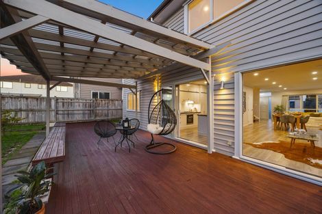 Photo of property in 5 Creggan Crescent, Flat Bush, Auckland, 2019