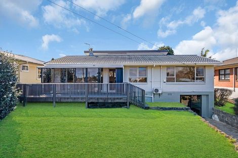Photo of property in 25 Mccullough Avenue, Papatoetoe, Auckland, 2025