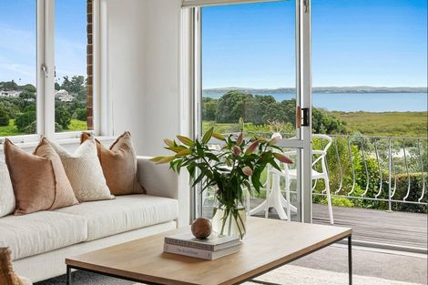 Photo of property in 14 Weona Place, Westmere, Auckland, 1022