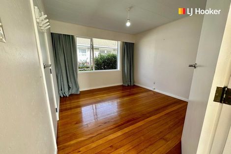 Photo of property in 15 Pioneer Crescent, Helensburgh, Dunedin, 9010