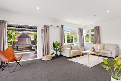 Photo of property in 98 Hamilton Avenue, Ilam, Christchurch, 8041