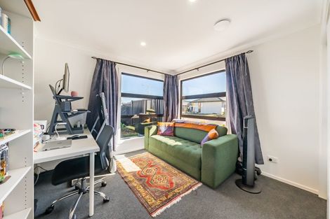 Photo of property in 123 Mawai Hakona Drive, Wallaceville, Upper Hutt, 5018