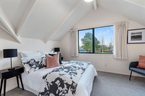 Photo of property in 2/2 School Road, Belmont, Auckland, 0622