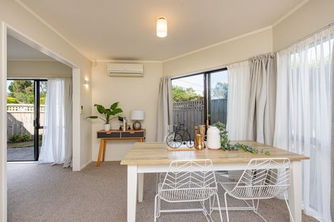 Photo of property in 39a Raumati Road, Raumati Beach, Paraparaumu, 5032