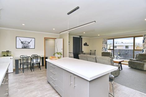 Photo of property in 2 Bowie Drive, Woodend, 7610