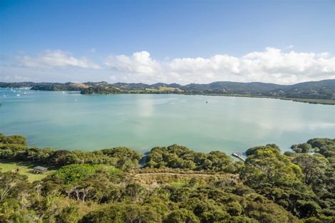 Photo of property in 24 Te Wahapu, Russell, 0272