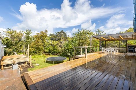 Photo of property in 150 Seaview Road, Westown, New Plymouth, 4310