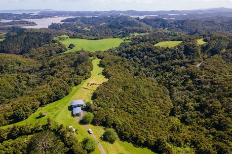 Photo of property in 42 Piwakawaka Rise, Karetu, 0283