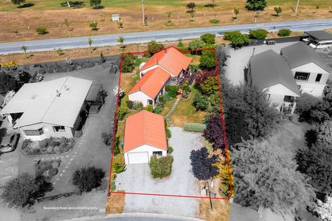 Photo of property in 77 Newcastle Street, Clyde, 9330