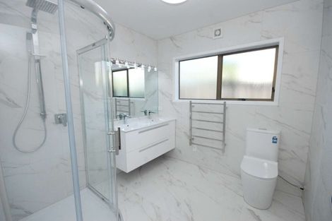 Photo of property in 1/99 Kowhai Road, Mairangi Bay, Auckland, 0630