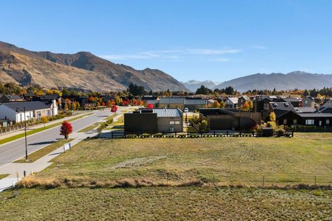 Photo of property in 23 Deans Drive, Wanaka, 9305