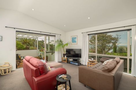 Photo of property in 29 Moncks Spur Road, Redcliffs, Christchurch, 8081