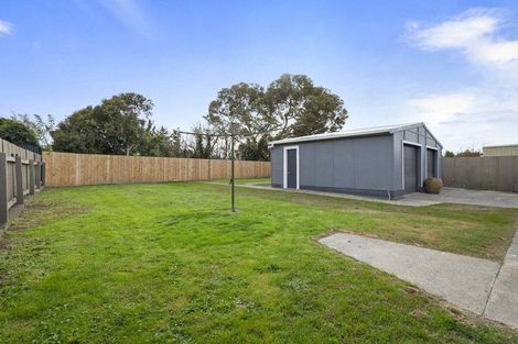 Photo of property in 17 Pembroke Street, Highbury, Palmerston North, 4412