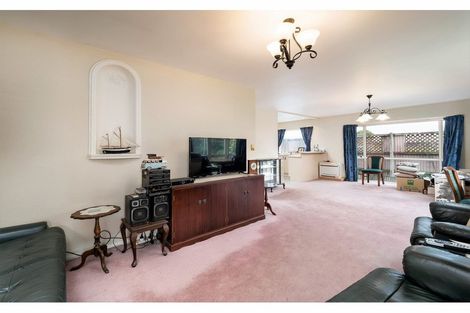 Photo of property in 43a Mortlake Street, Islington, Christchurch, 8042