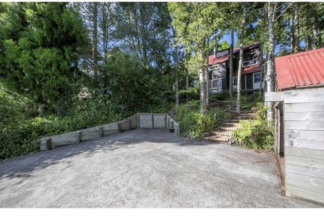 Photo of property in 125 Laingholm Drive, Laingholm, Auckland, 0604