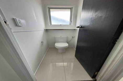 Photo of property in 741 East Coast Road, Browns Bay, Auckland, 0630