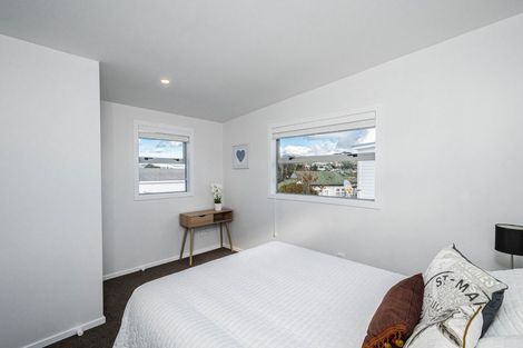 Photo of property in 24a Main Road, Titahi Bay, Porirua, 5022