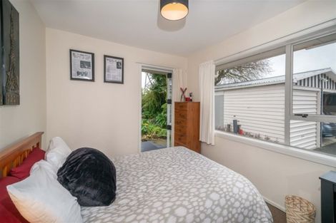 Photo of property in 9 Denise Crescent, Hornby, Christchurch, 8042