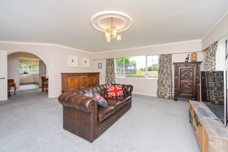 Photo of property in 130 Parewanui Road, Bulls, 4894