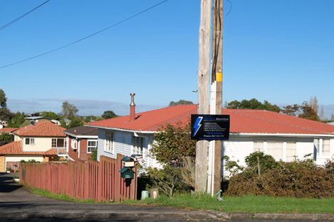 Photo of property in 2/44 Rodney Street, Howick, Auckland, 2014