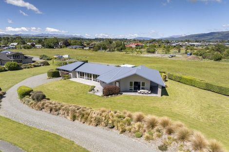 Photo of property in 56 Hawea Place, Te Anau, 9600