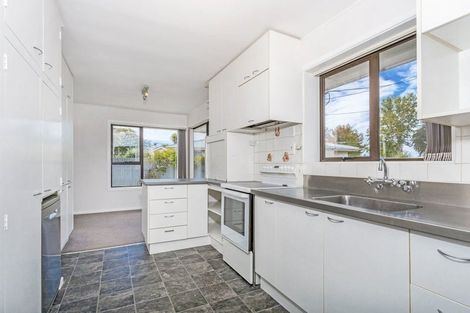 Photo of property in 9 Hannah Place, Redwood, Christchurch, 8051