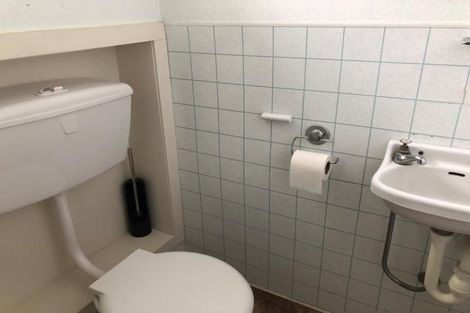 Photo of property in 2/1 Charles Street, Westshore, Napier, 4110